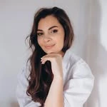 Лікар-косметолог Віталія